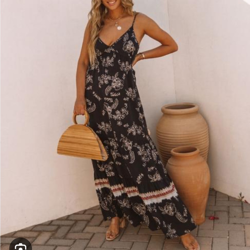 Vici Lovestitch Acqualina Floral Tiered Maxi